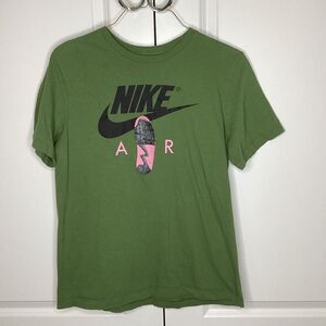 Mens Nike Air Max T-Shirt  olive‎ medium